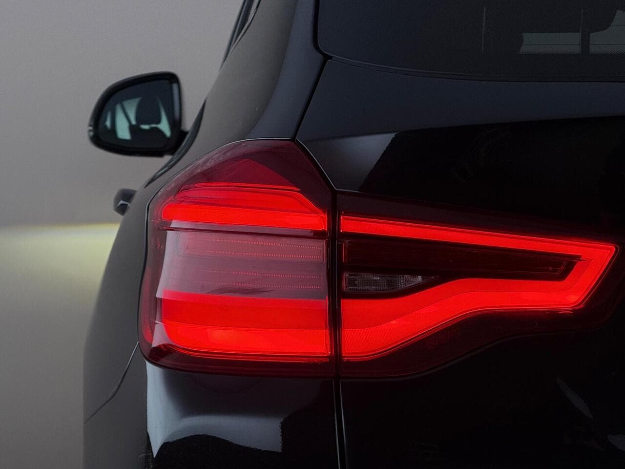 BMW X3 thumbnail Lights Rear