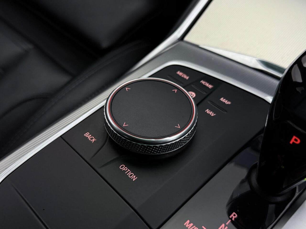 BMW 3 Series thumbnail Misc Controls