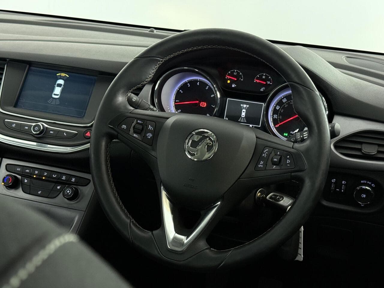 Vauxhall Astra thumbnail Steering Wheel