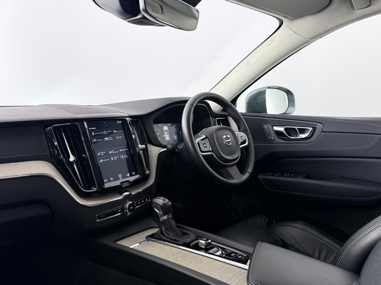 Volvo XC60 thumbnail Interior Front