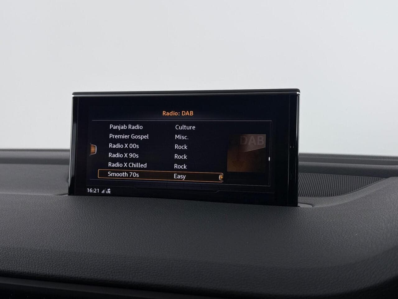 Audi Q7 thumbnail Infotainment System