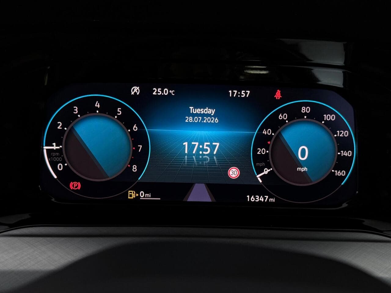 Volkswagen Golf thumbnail Driver Instruments