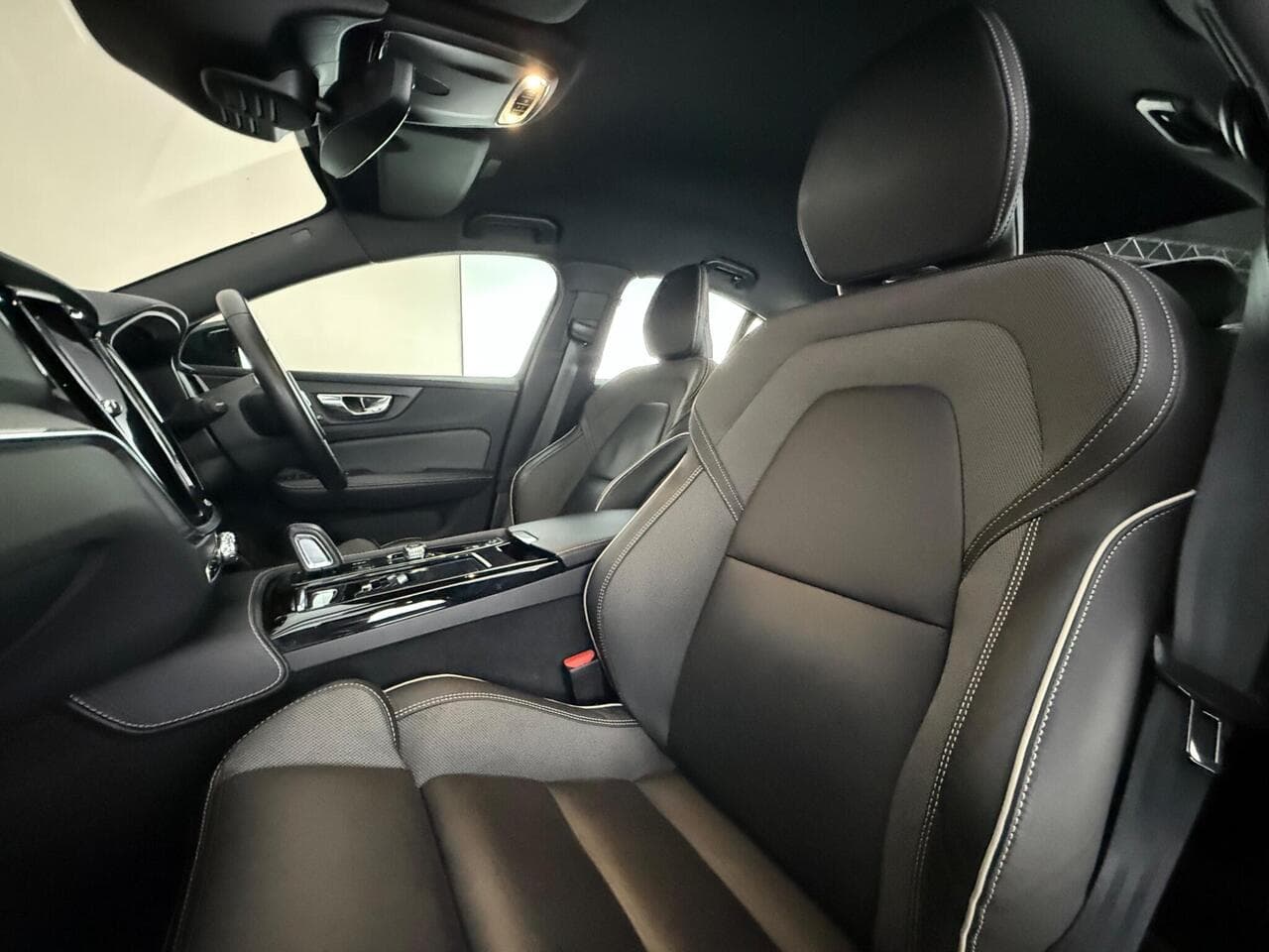 Volvo S60 thumbnail Seat Front Passenger