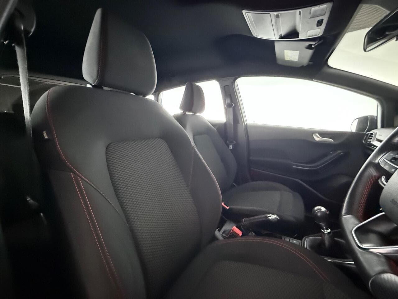 Ford Fiesta thumbnail Seat Driver