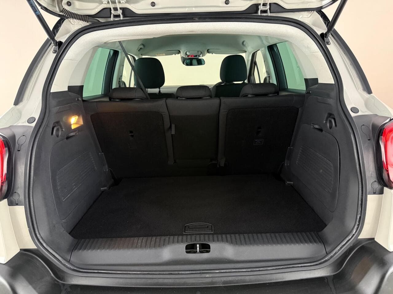 Citroen C3 Aircross thumbnail Boot