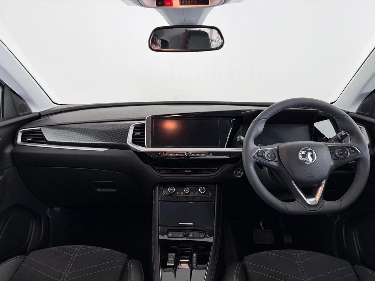 Vauxhall Grandland thumbnail Interior Front