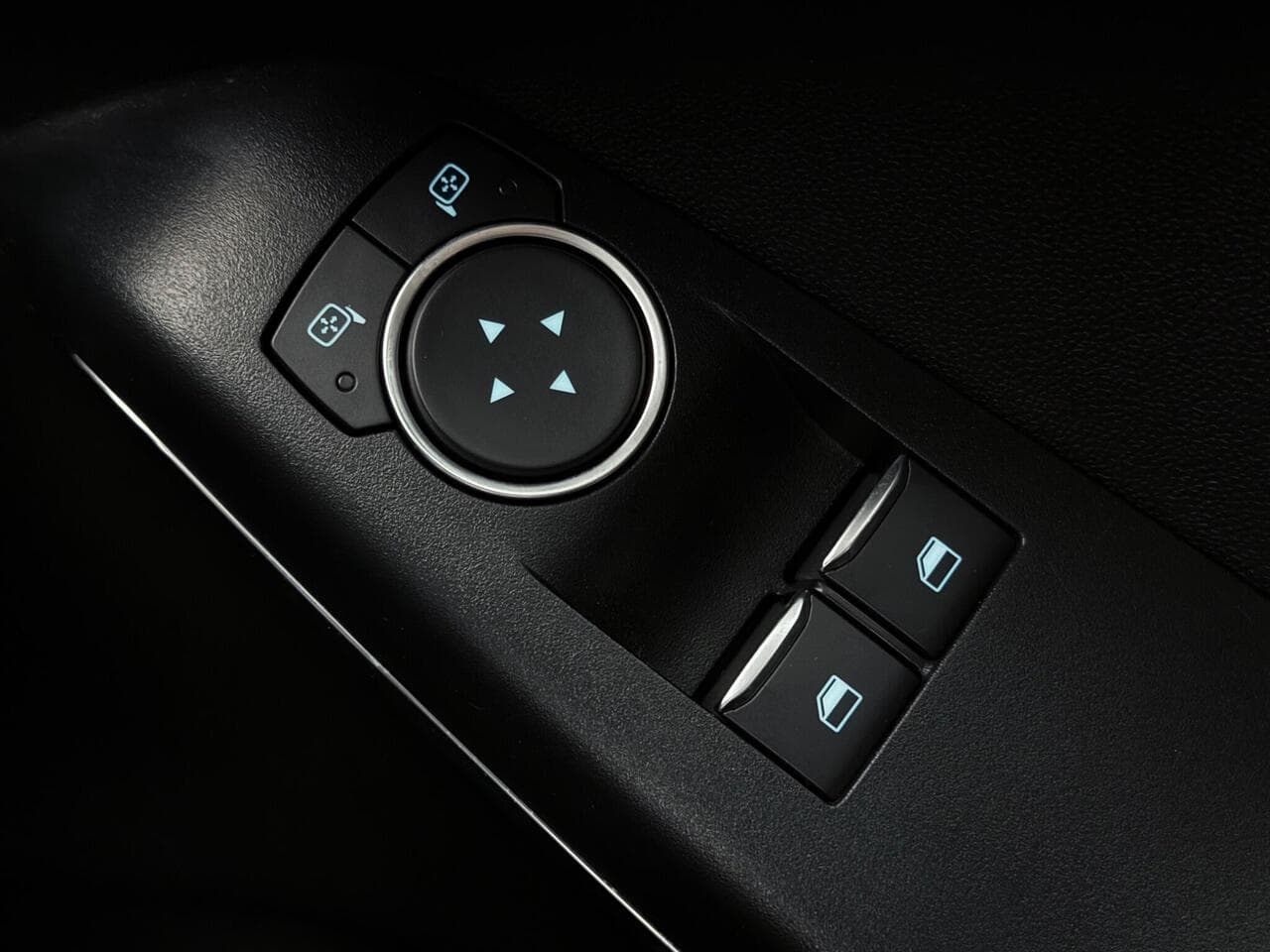 Ford Fiesta thumbnail Misc Controls