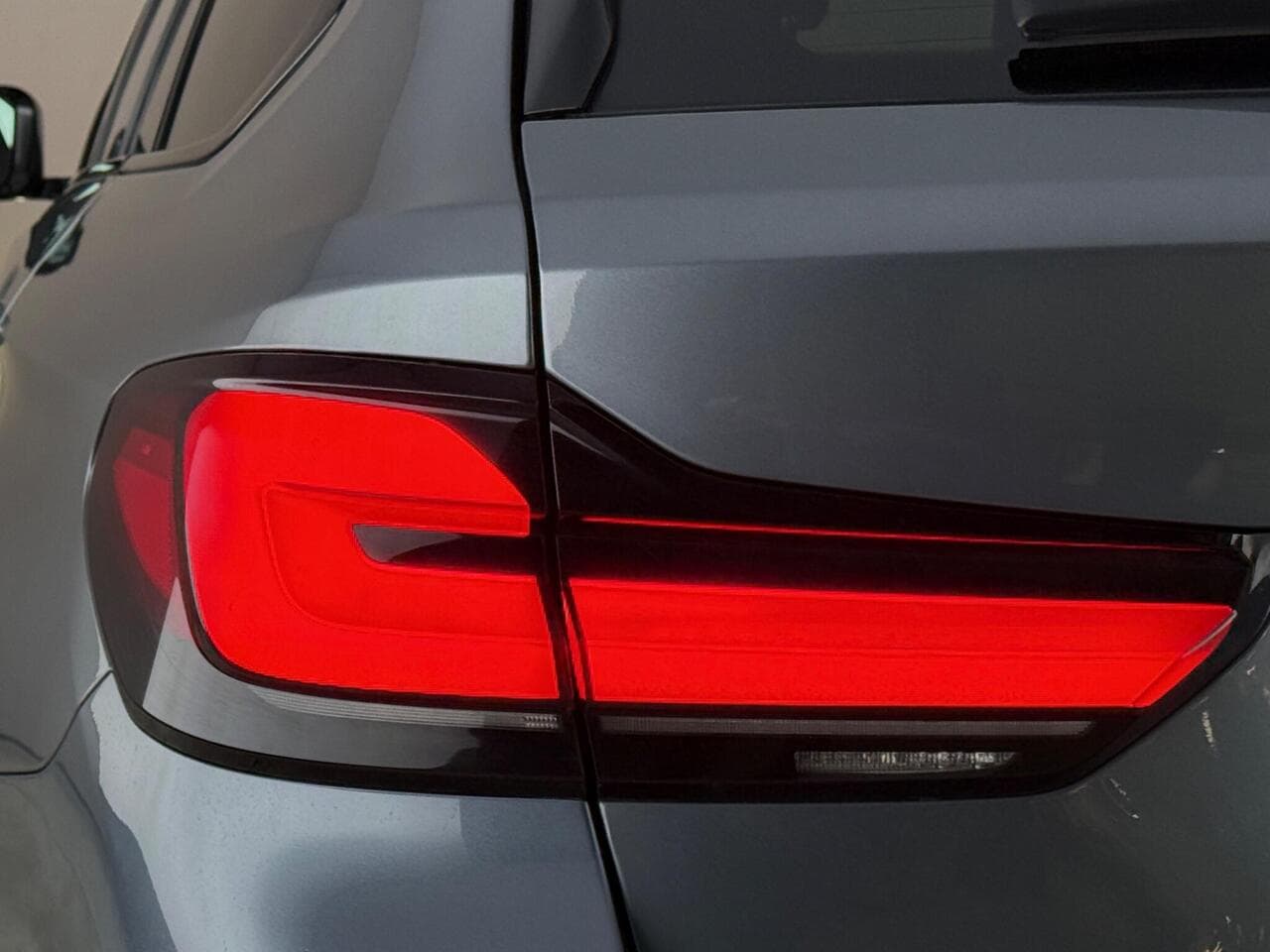 BMW 5 Series thumbnail Lights Rear