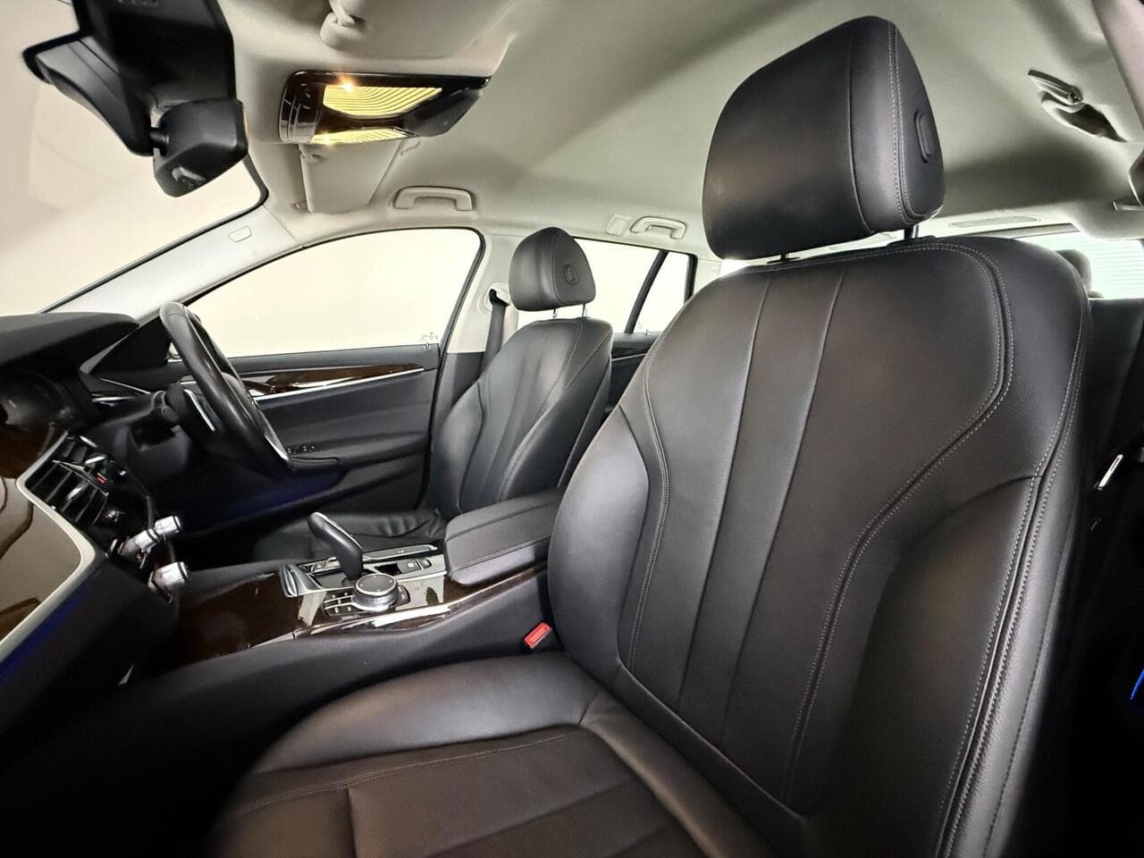 BMW 5 Series thumbnail Seat Front Passenger
