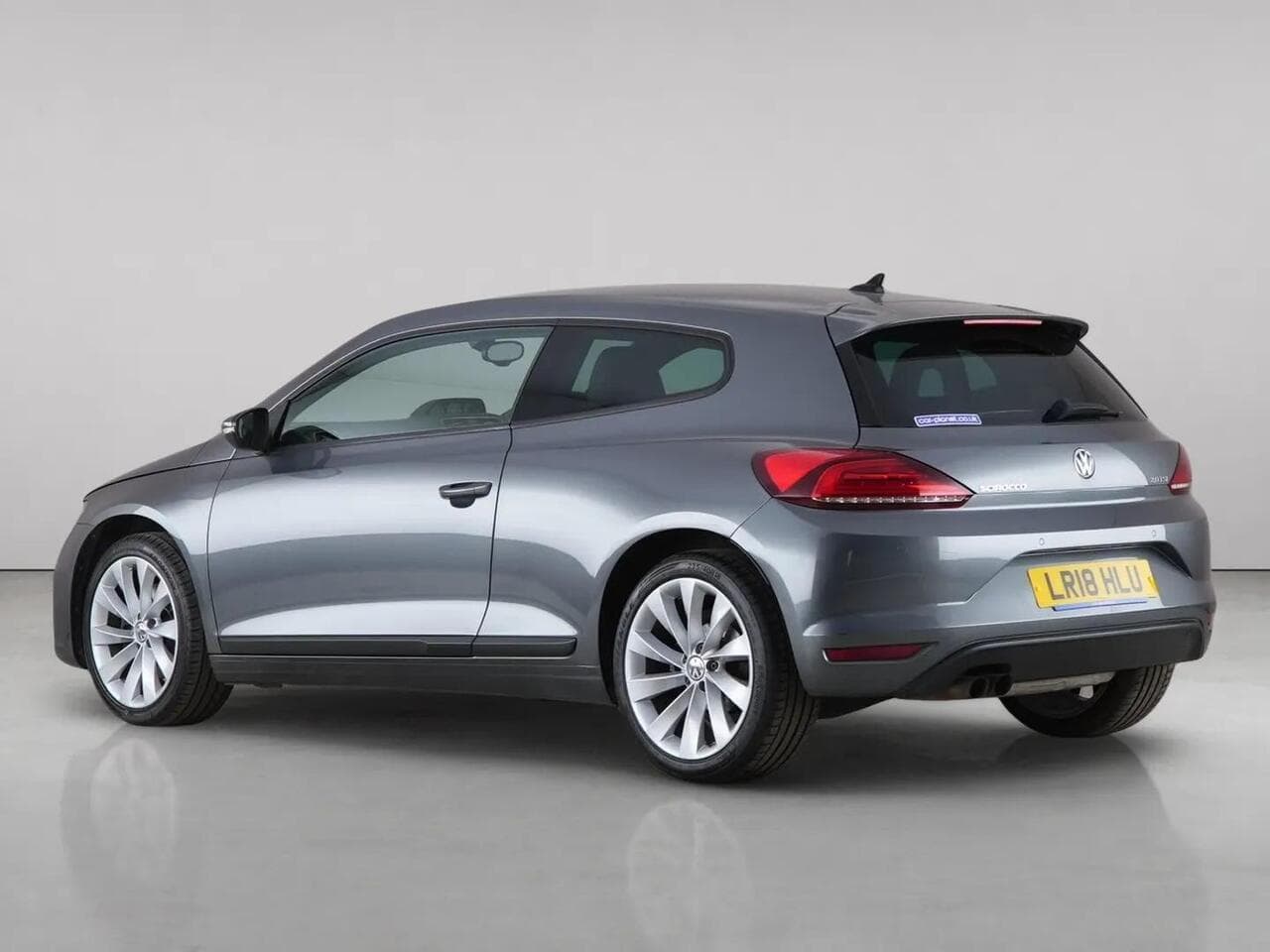Volkswagen Scirocco thumbnail Rear Left