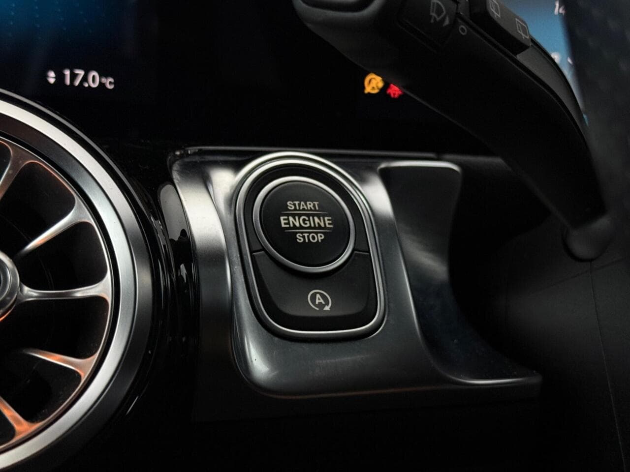 Mercedes-Benz GLB thumbnail Misc Controls