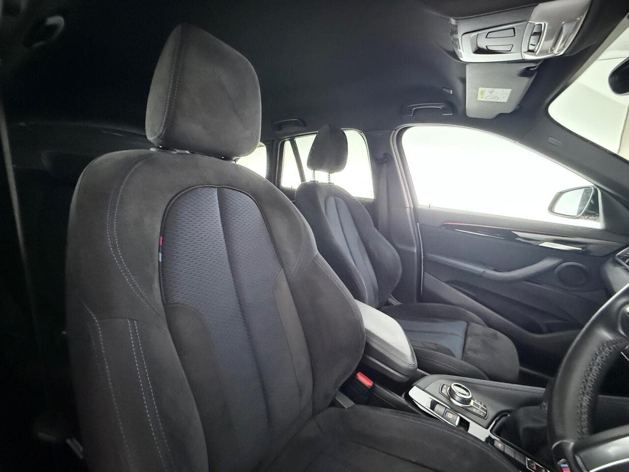BMW X1 thumbnail Seat Driver