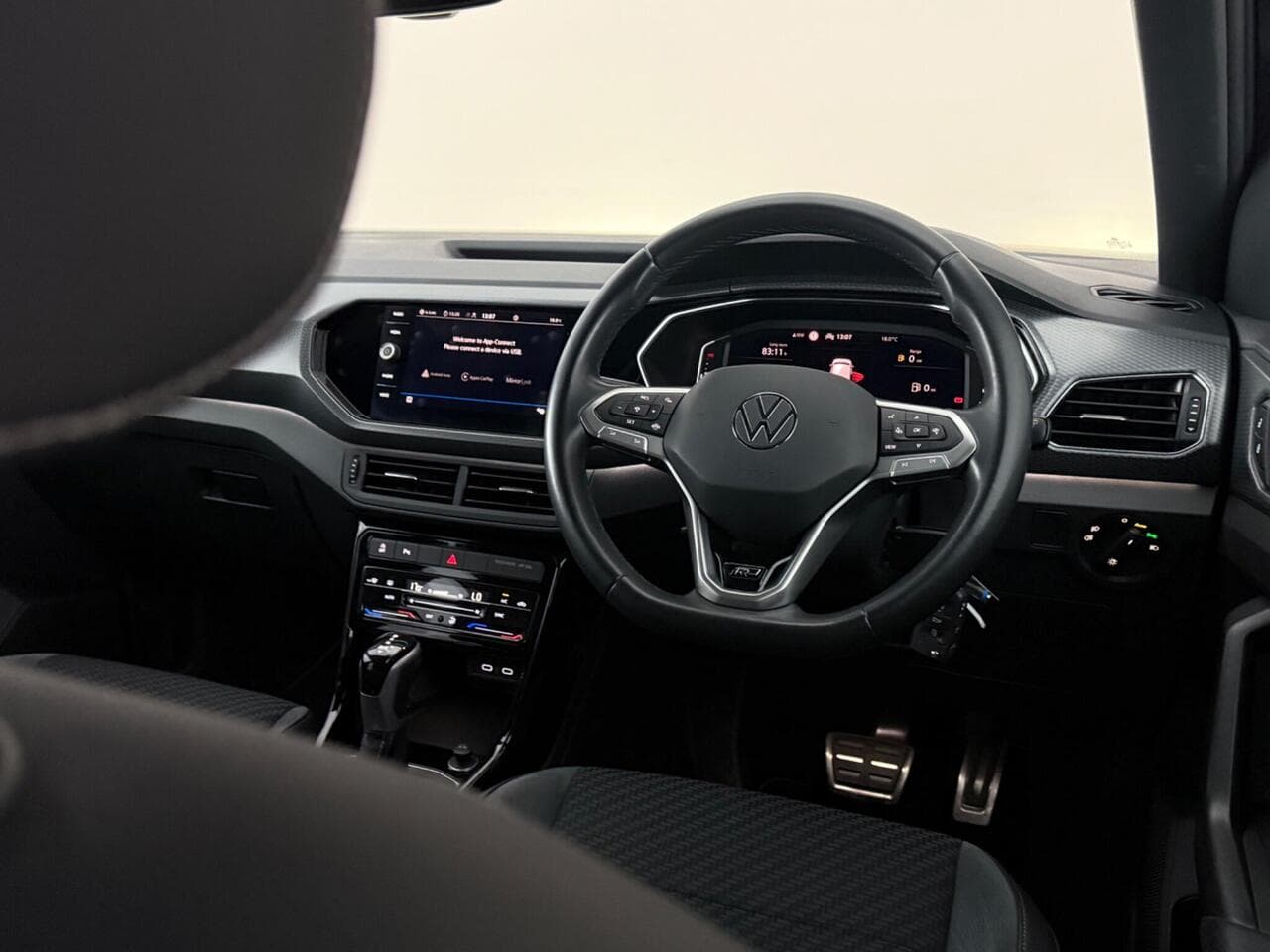 Volkswagen T-Cross thumbnail Interior Front