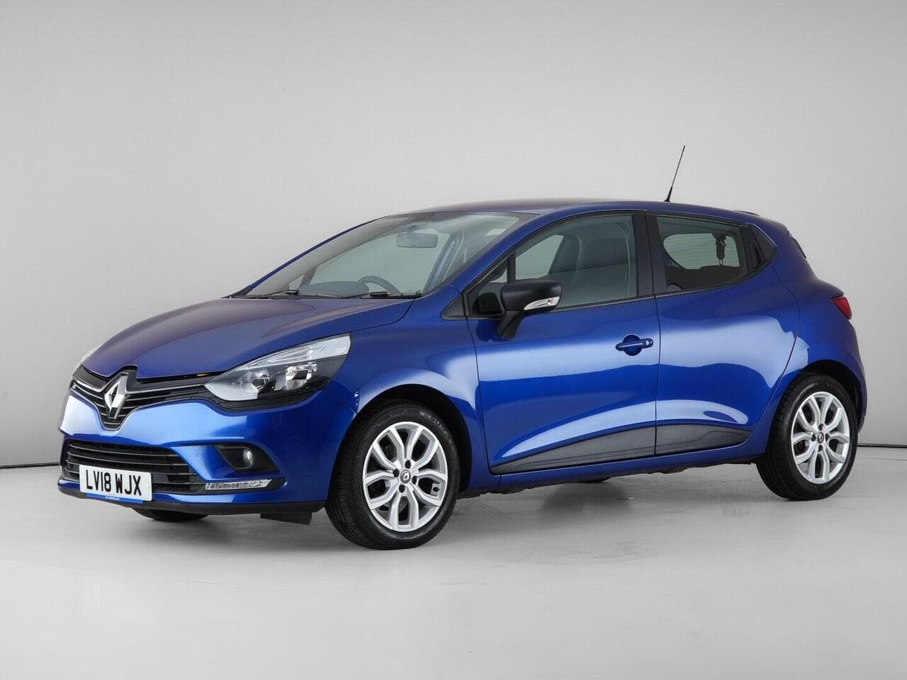 Renault Clio thumbnail Front Left