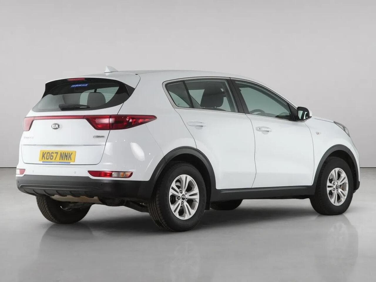 Kia Sportage thumbnail Rear Right