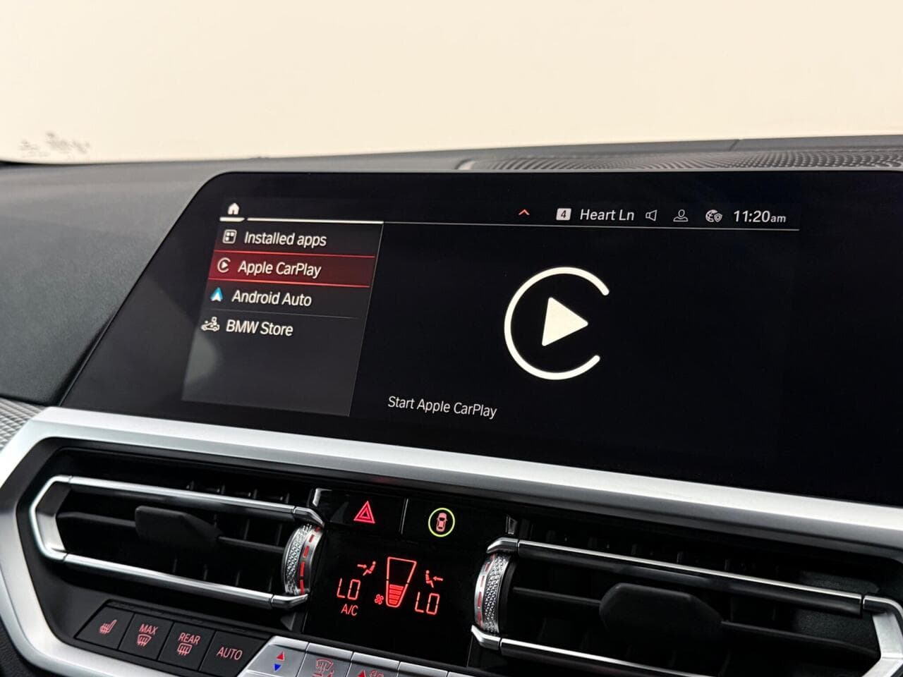 BMW 3 Series thumbnail Infotainment System