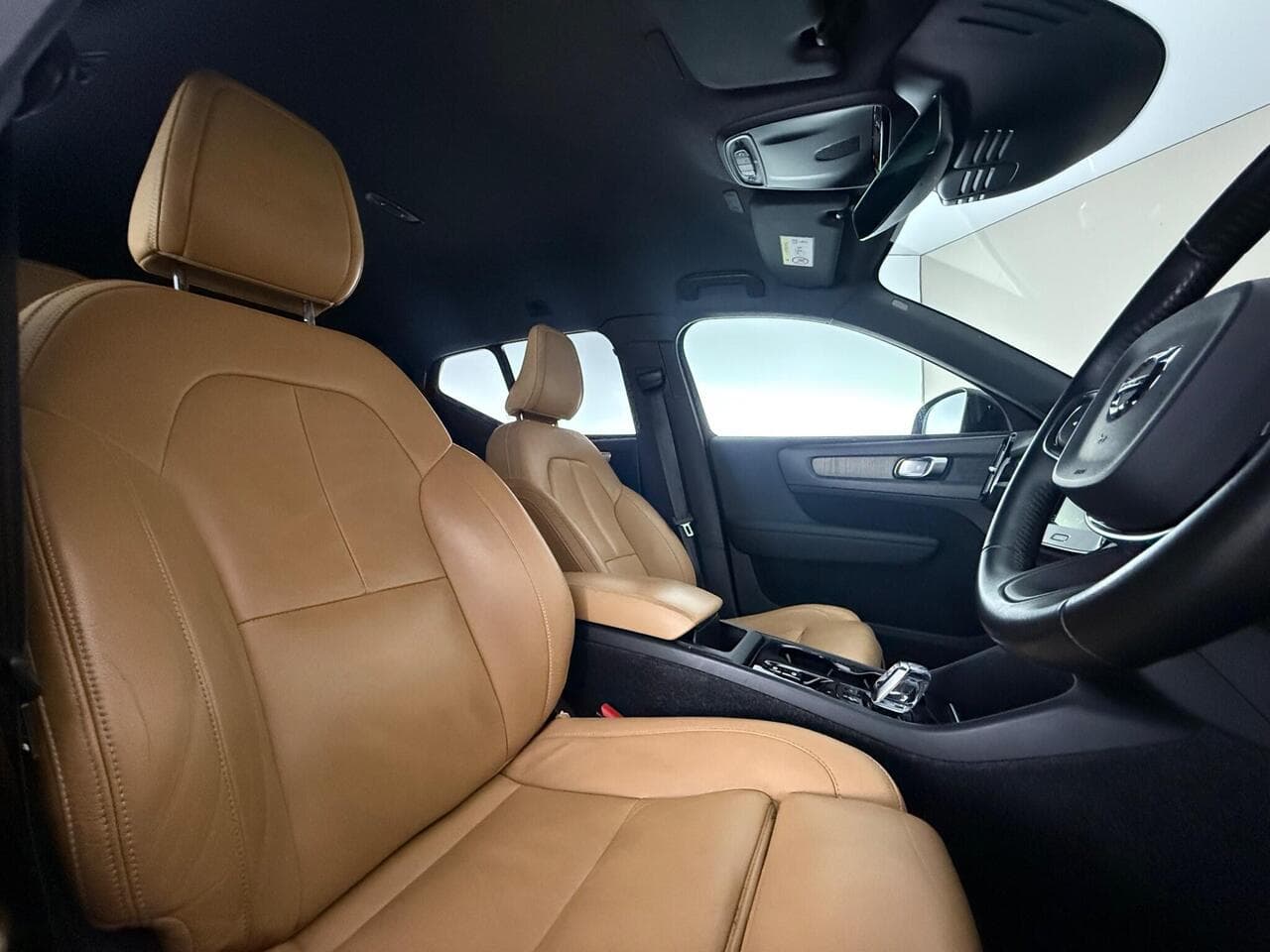 Volvo XC40 thumbnail Seat Driver