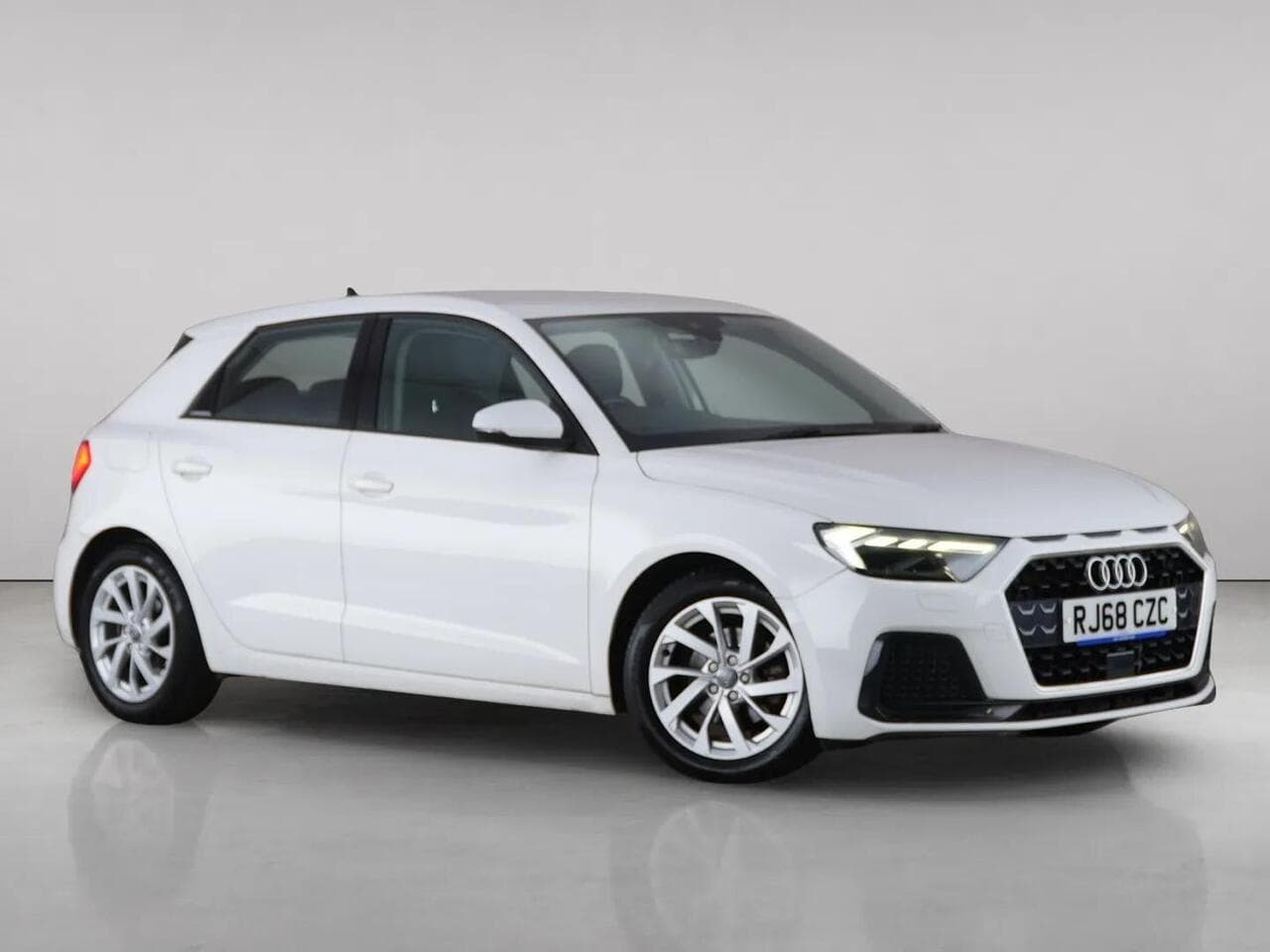 Audi A1 - Audi A1 1.0 TFSI 30 Sport Sportback Euro 6 (s/s) 5dr