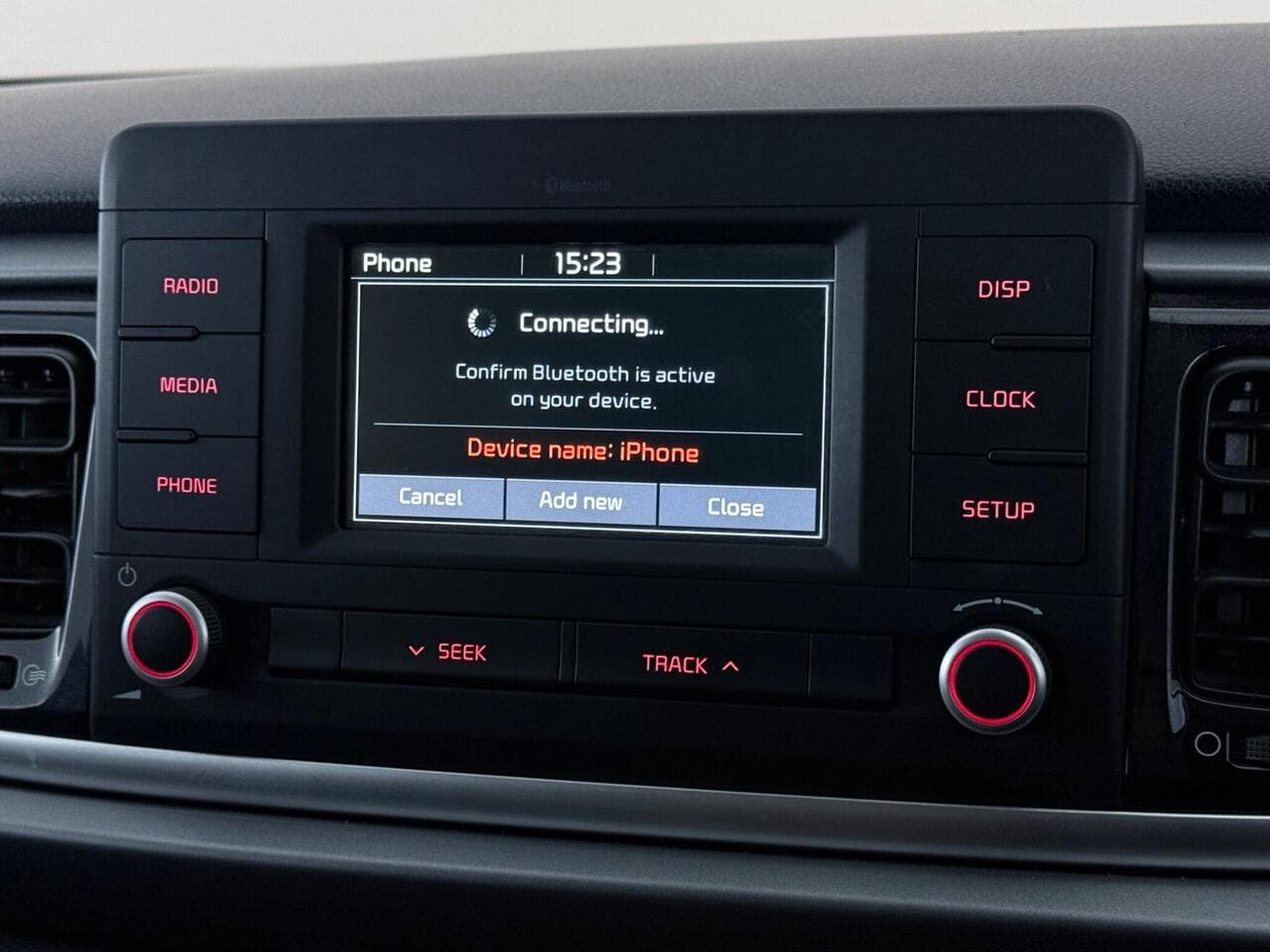 Kia Rio thumbnail Infotainment System