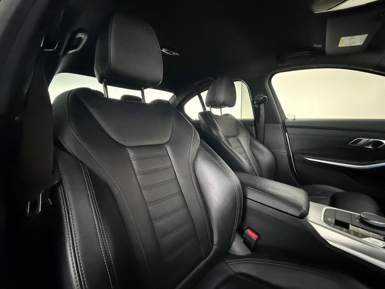 BMW 3 Series thumbnail Seat Driver