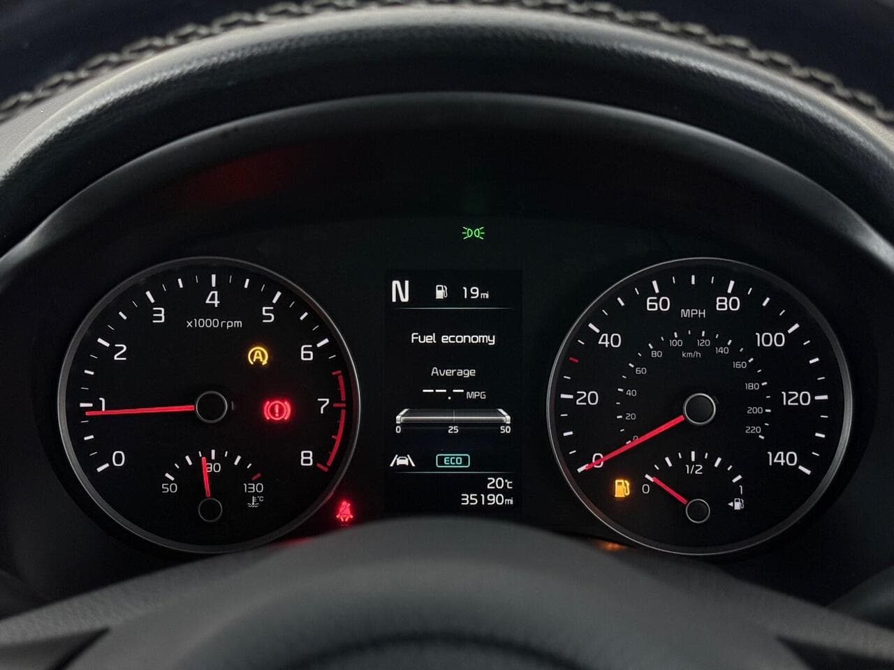 Kia Stonic thumbnail Driver Instruments