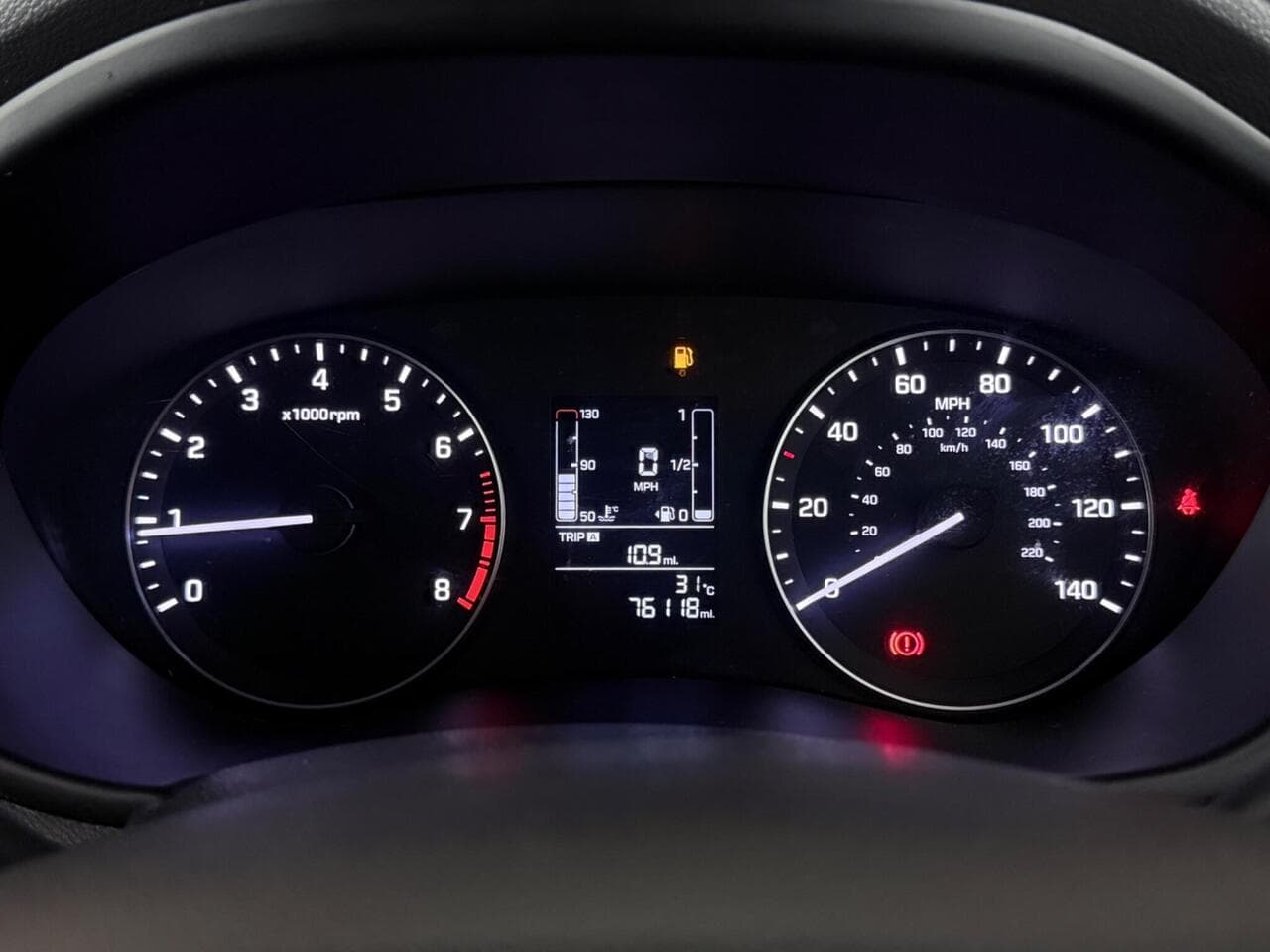 Hyundai i20 thumbnail Driver Instruments