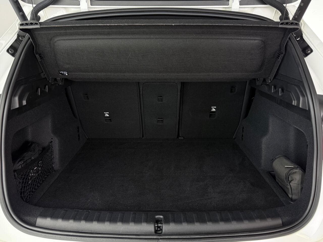 BMW X1 thumbnail Boot