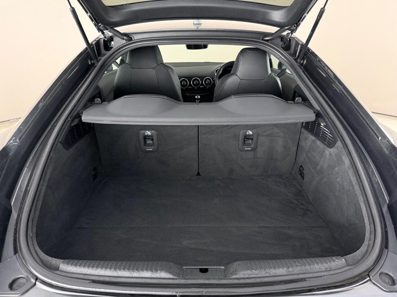 Audi TT thumbnail Boot