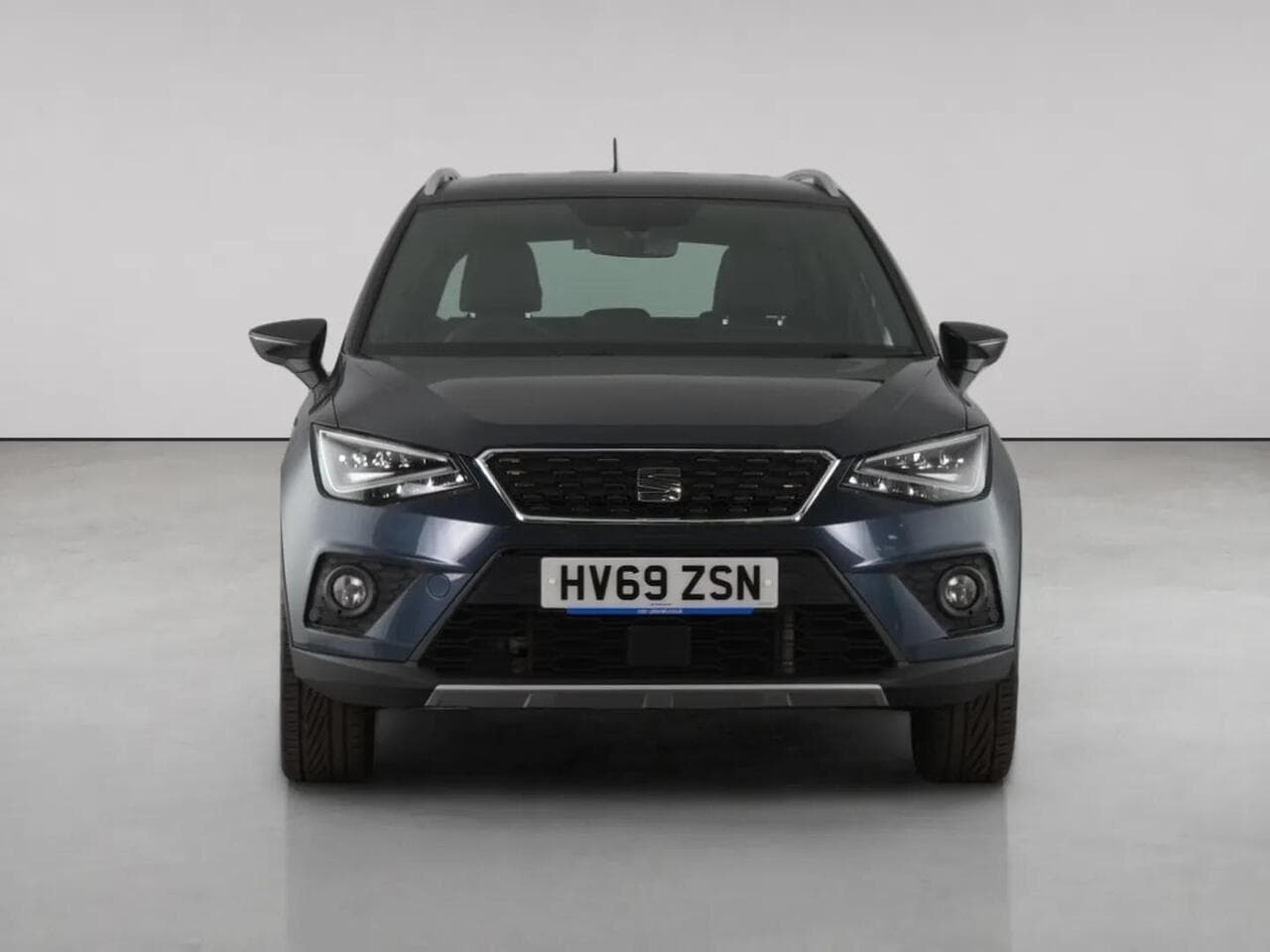 SEAT Arona thumbnail Front