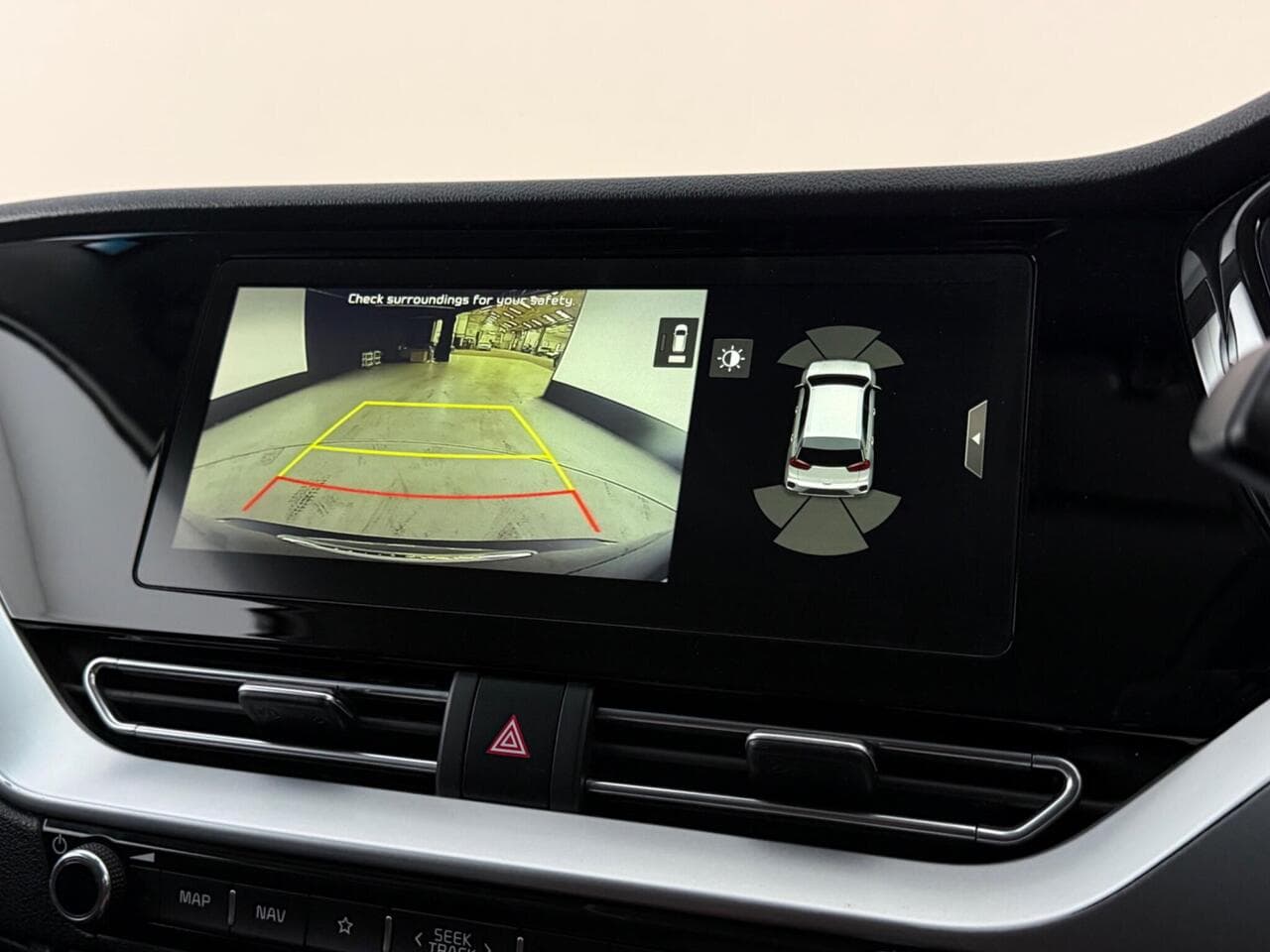 Kia Niro thumbnail Infotainment System