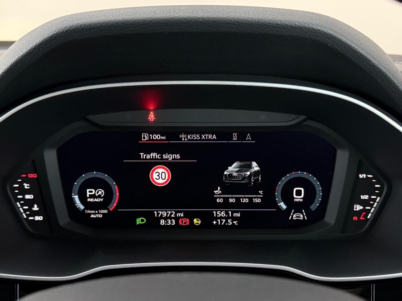 Audi Q3 thumbnail Driver Instruments