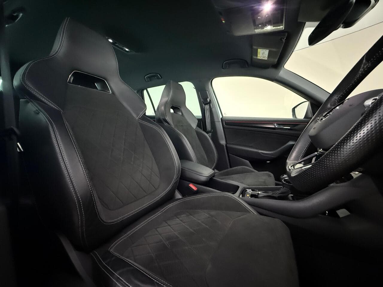 Skoda Kodiaq thumbnail Seat Driver