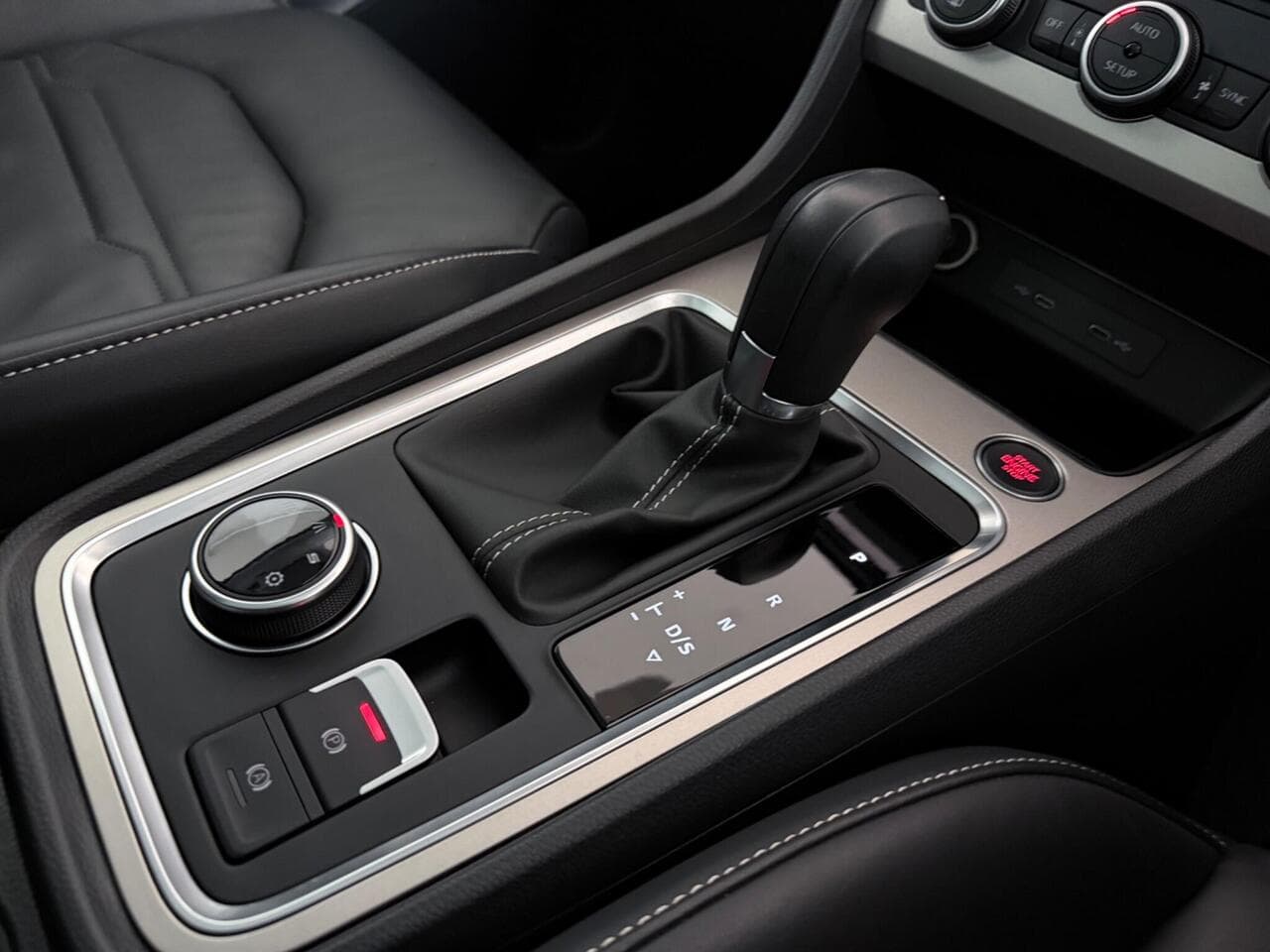SEAT Ateca thumbnail Interior Front