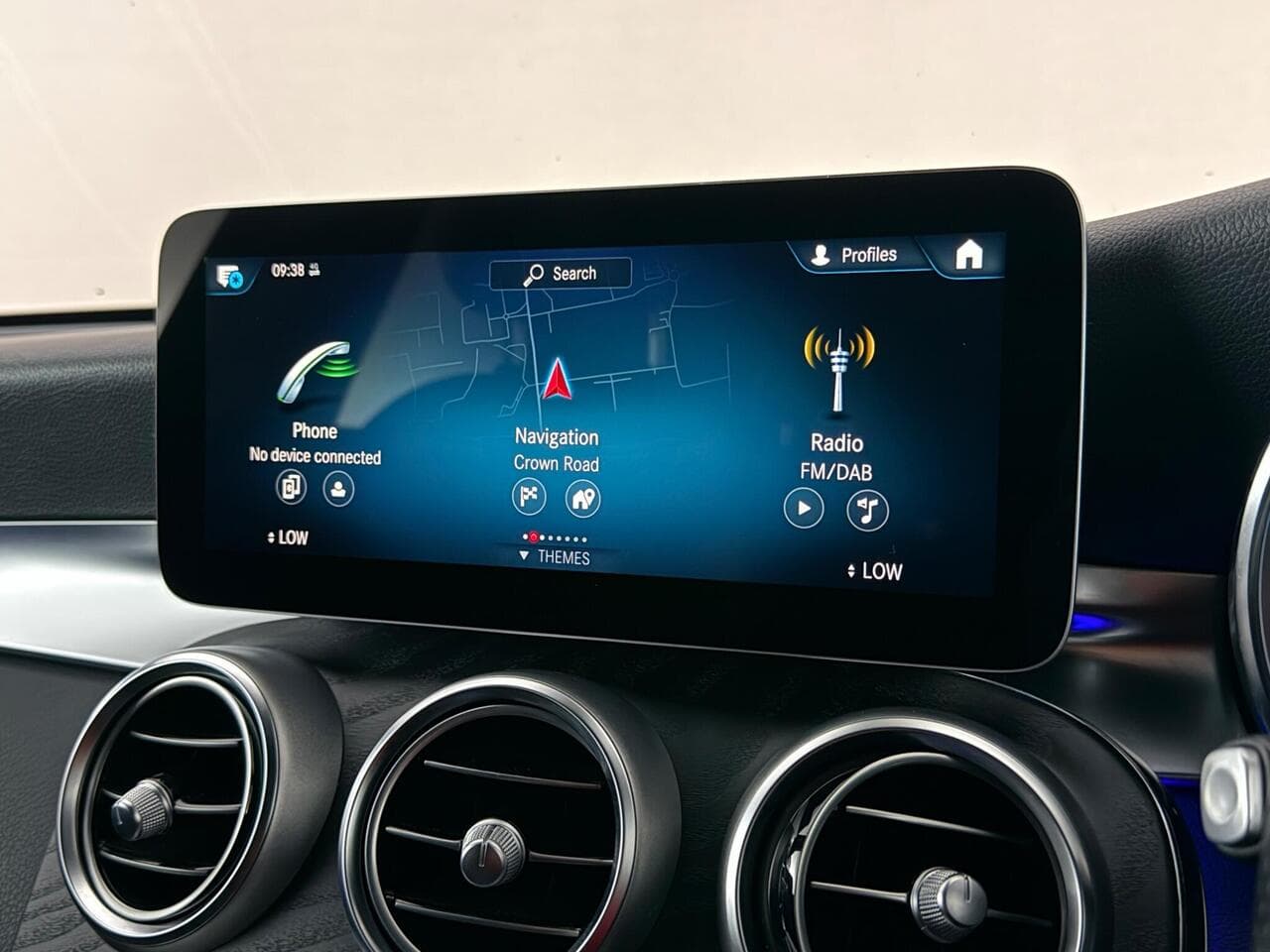 Mercedes-Benz GLC thumbnail Infotainment System