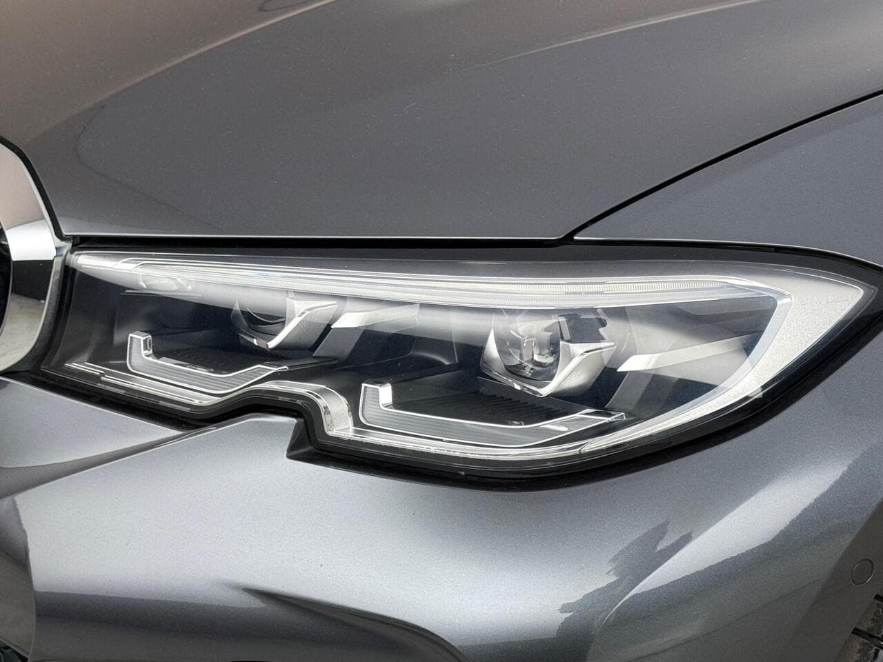 BMW 3 Series thumbnail Lights Front