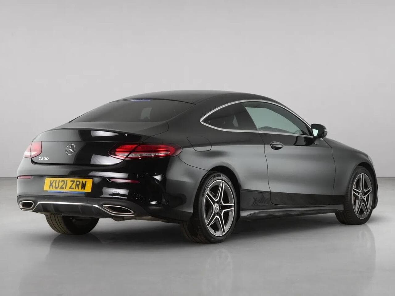 Mercedes-Benz C Class thumbnail Rear Right
