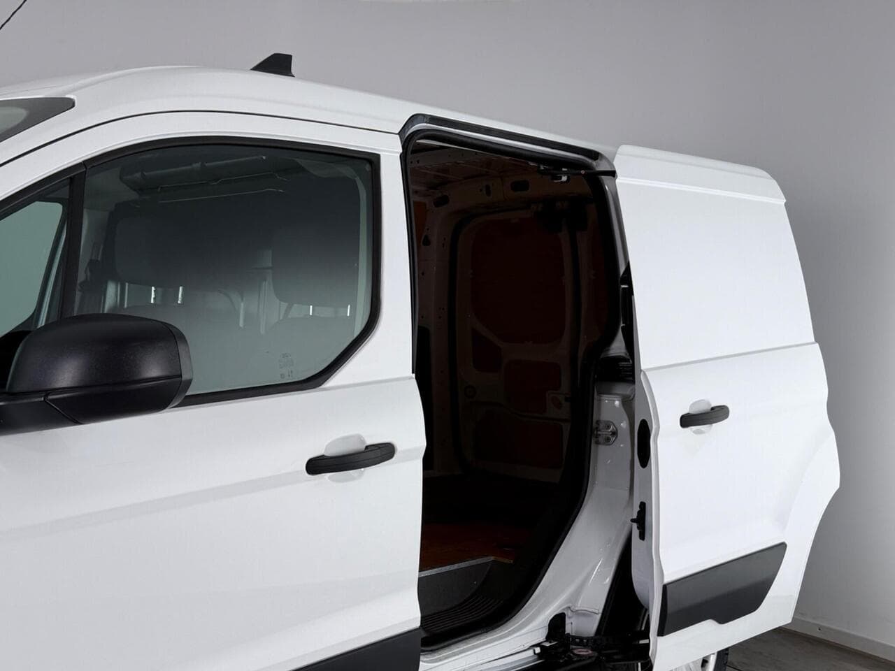 Ford Transit Connect thumbnail Inconclusive