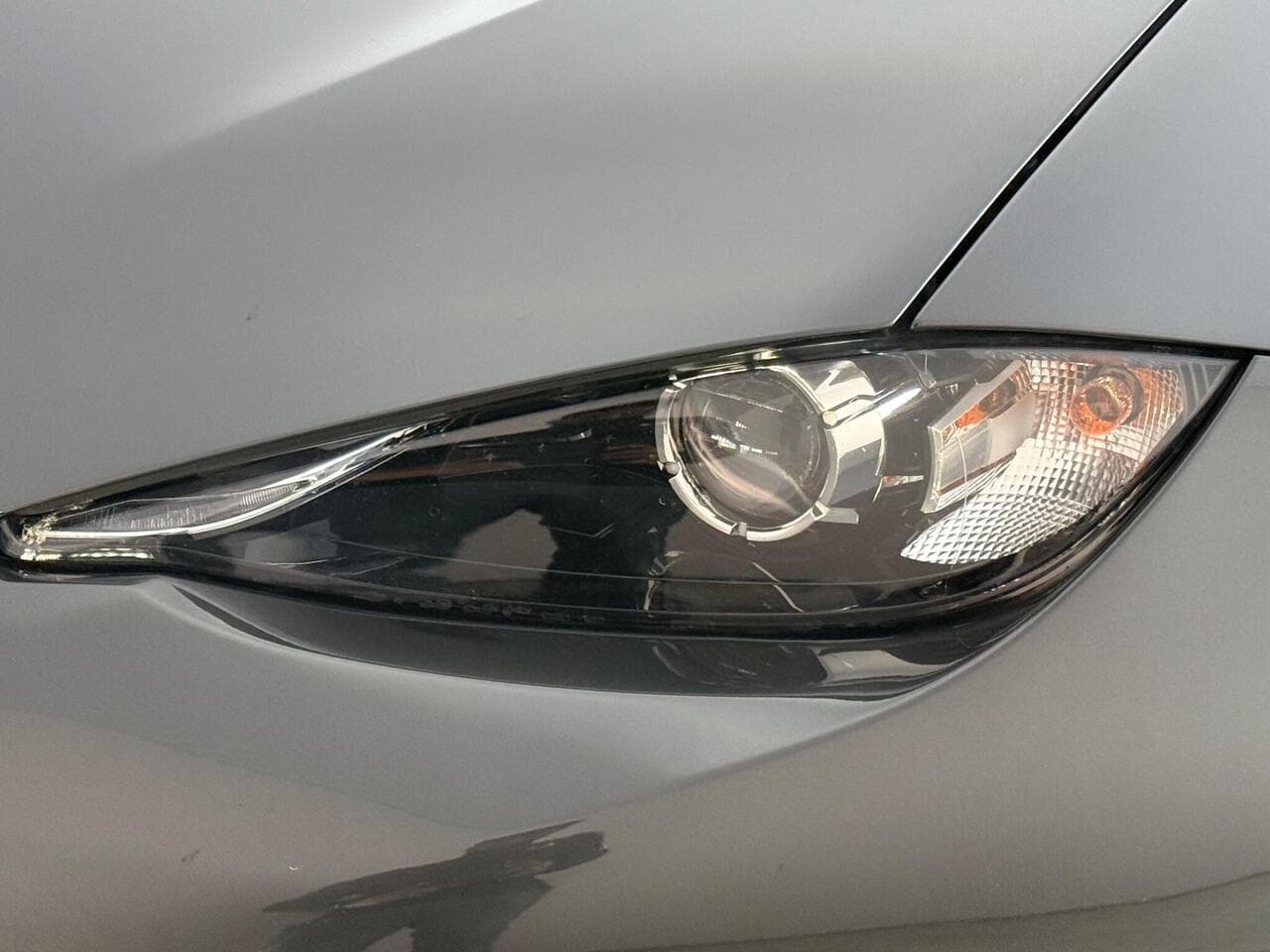 Mazda MX-5 thumbnail Lights Front