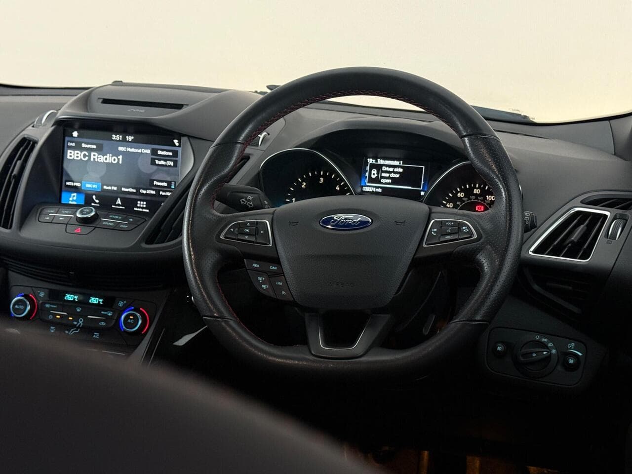 Ford Kuga thumbnail Steering Wheel