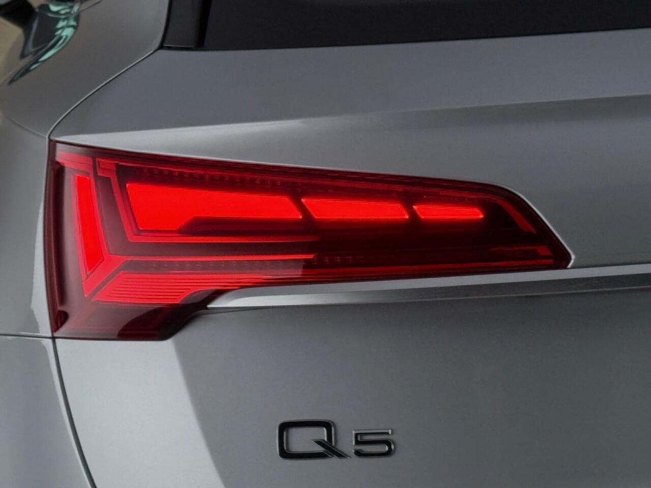 Audi Q5 thumbnail Lights Rear