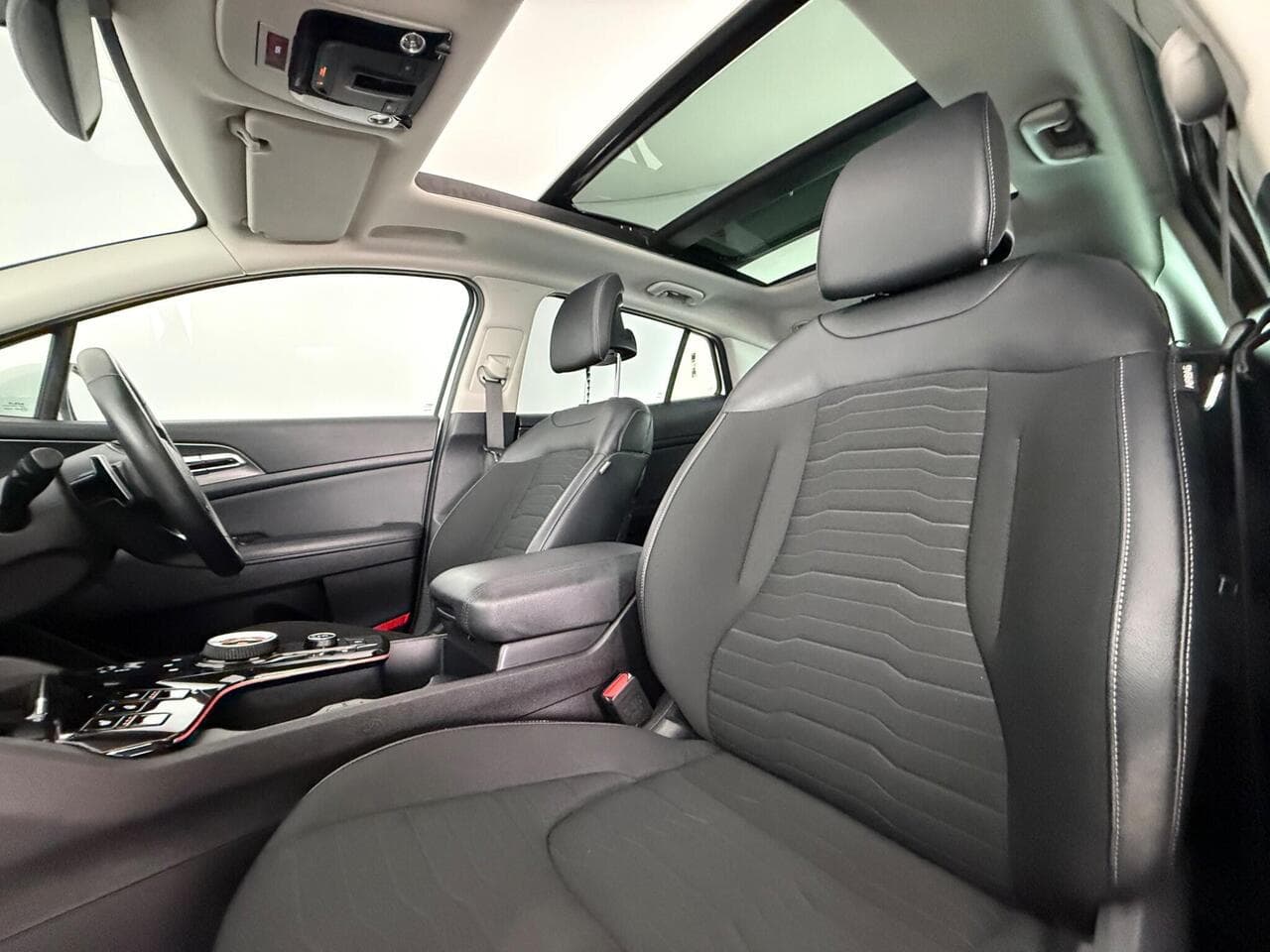 Kia Sportage thumbnail Seat Front Passenger