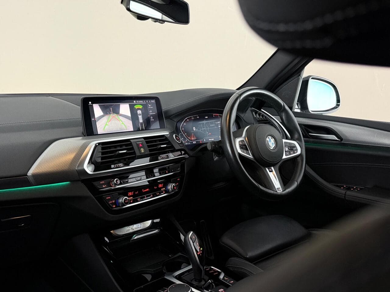 BMW X3 thumbnail Interior Front