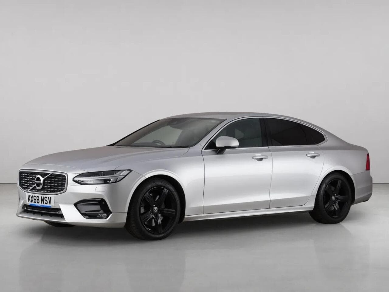 Volvo S90 thumbnail Front Left