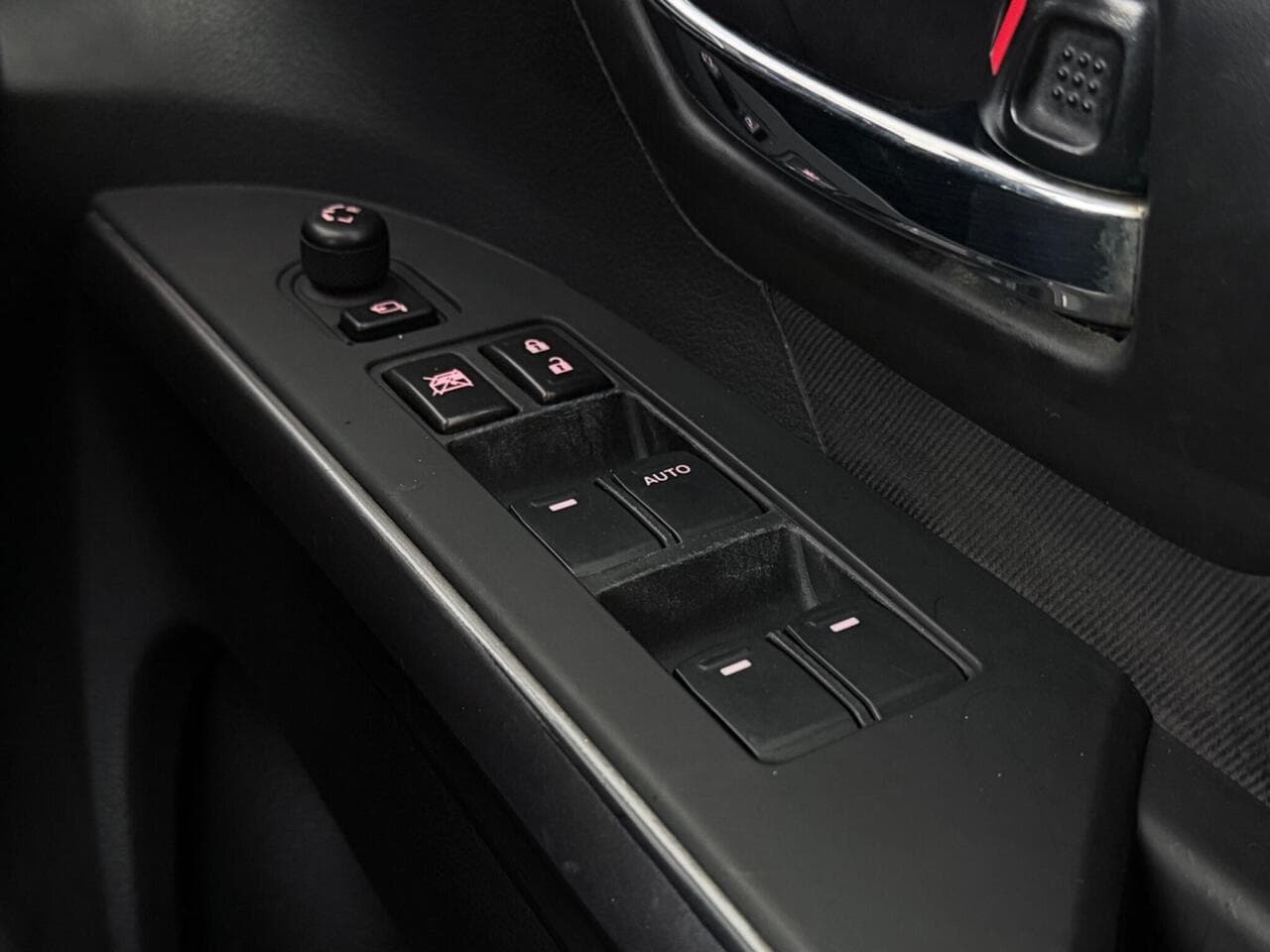 Suzuki S-Cross thumbnail Misc Controls