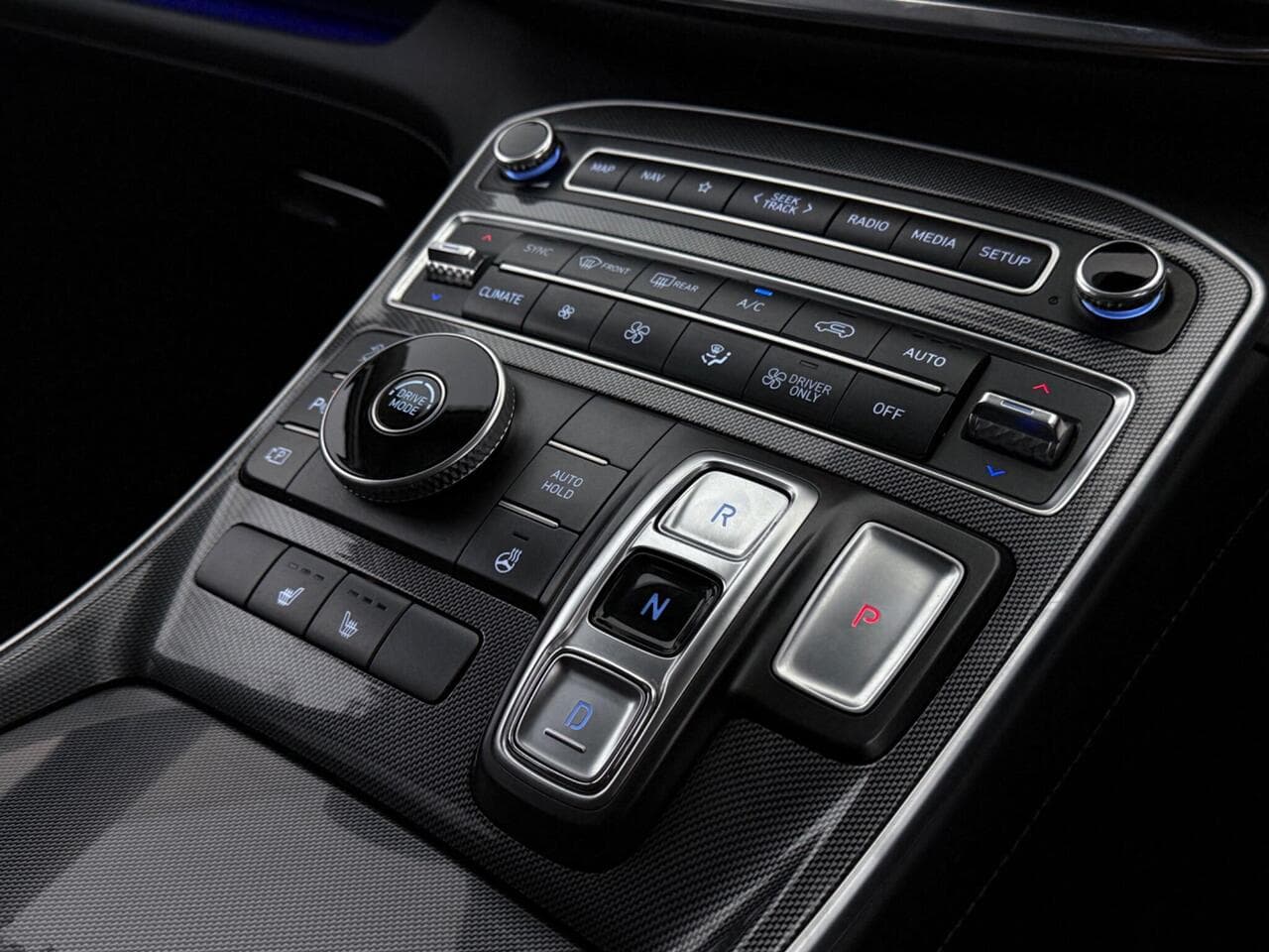 Hyundai Santa Fe thumbnail Interior Front