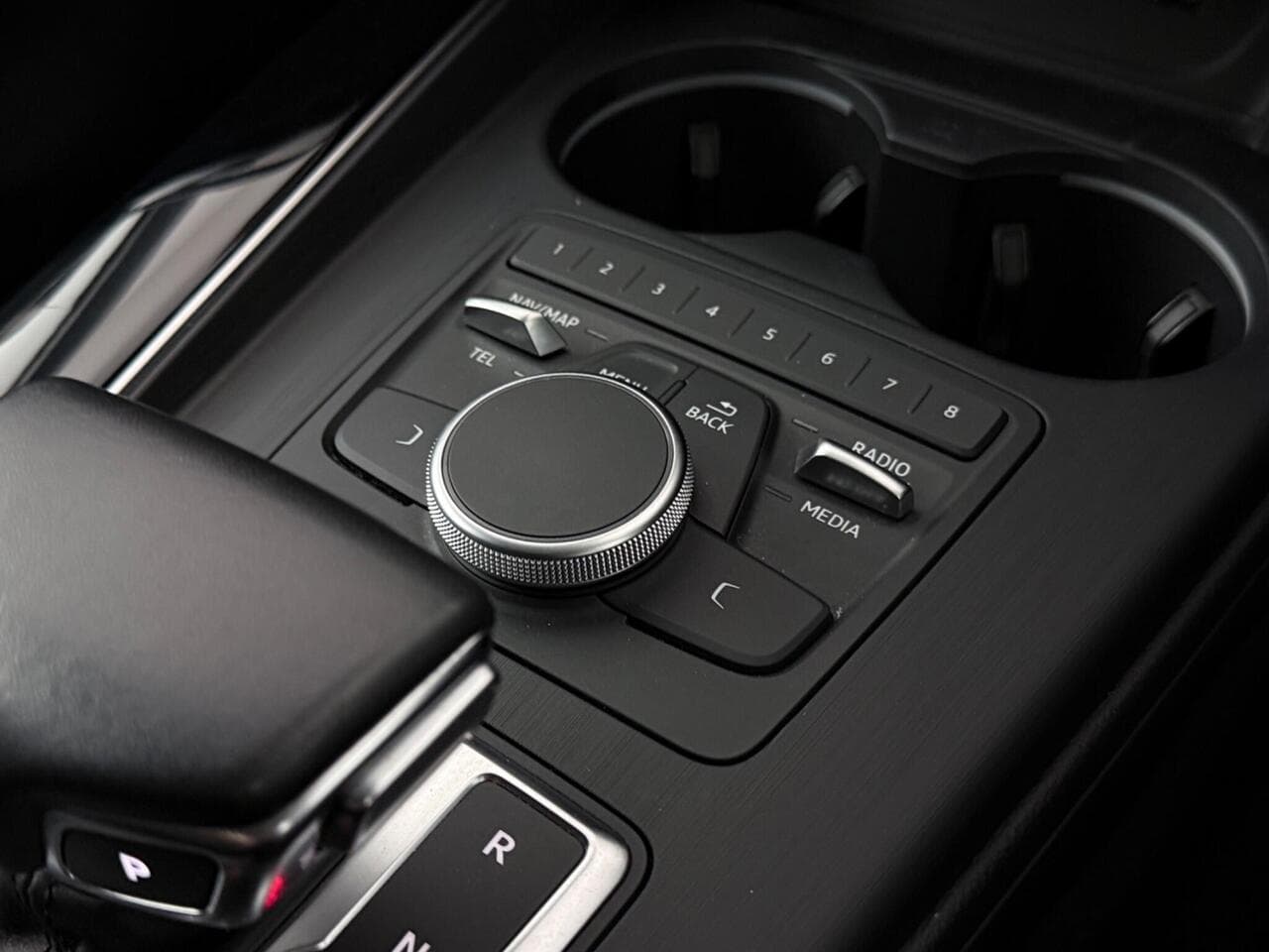 Audi A4 thumbnail Misc Controls