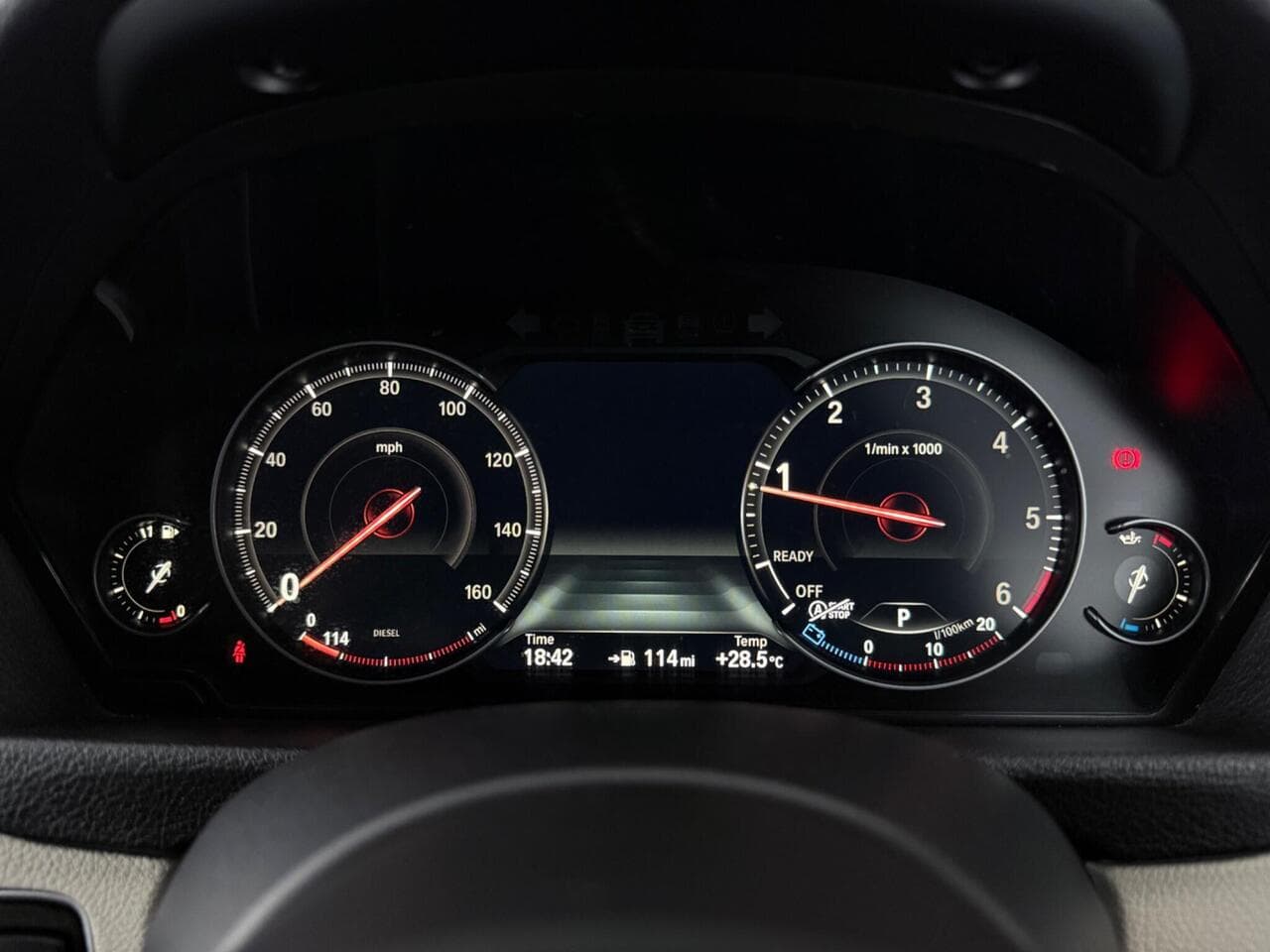 BMW 4 Series Gran Coupe thumbnail Driver Instruments