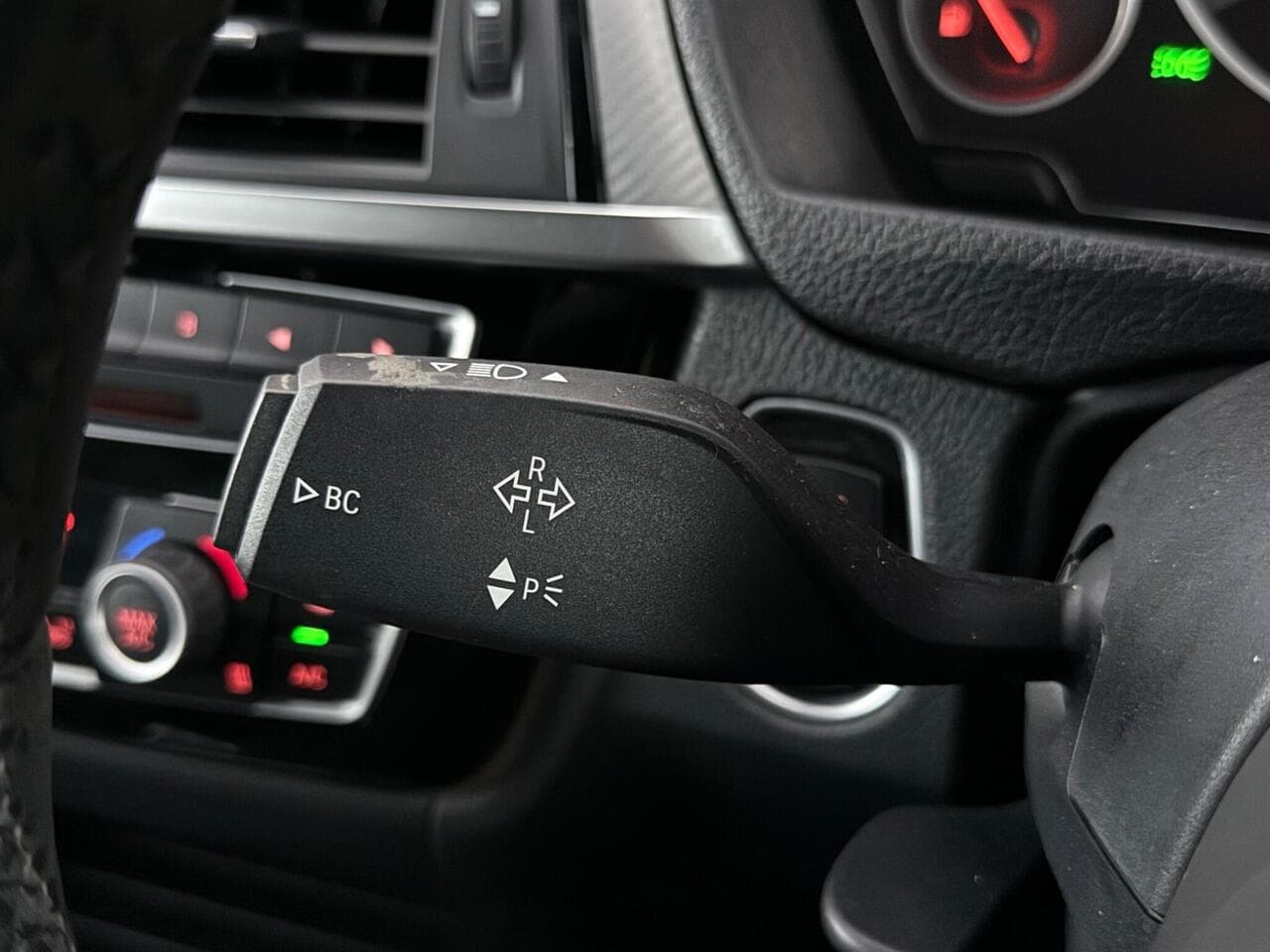 BMW 4 Series thumbnail Misc Controls