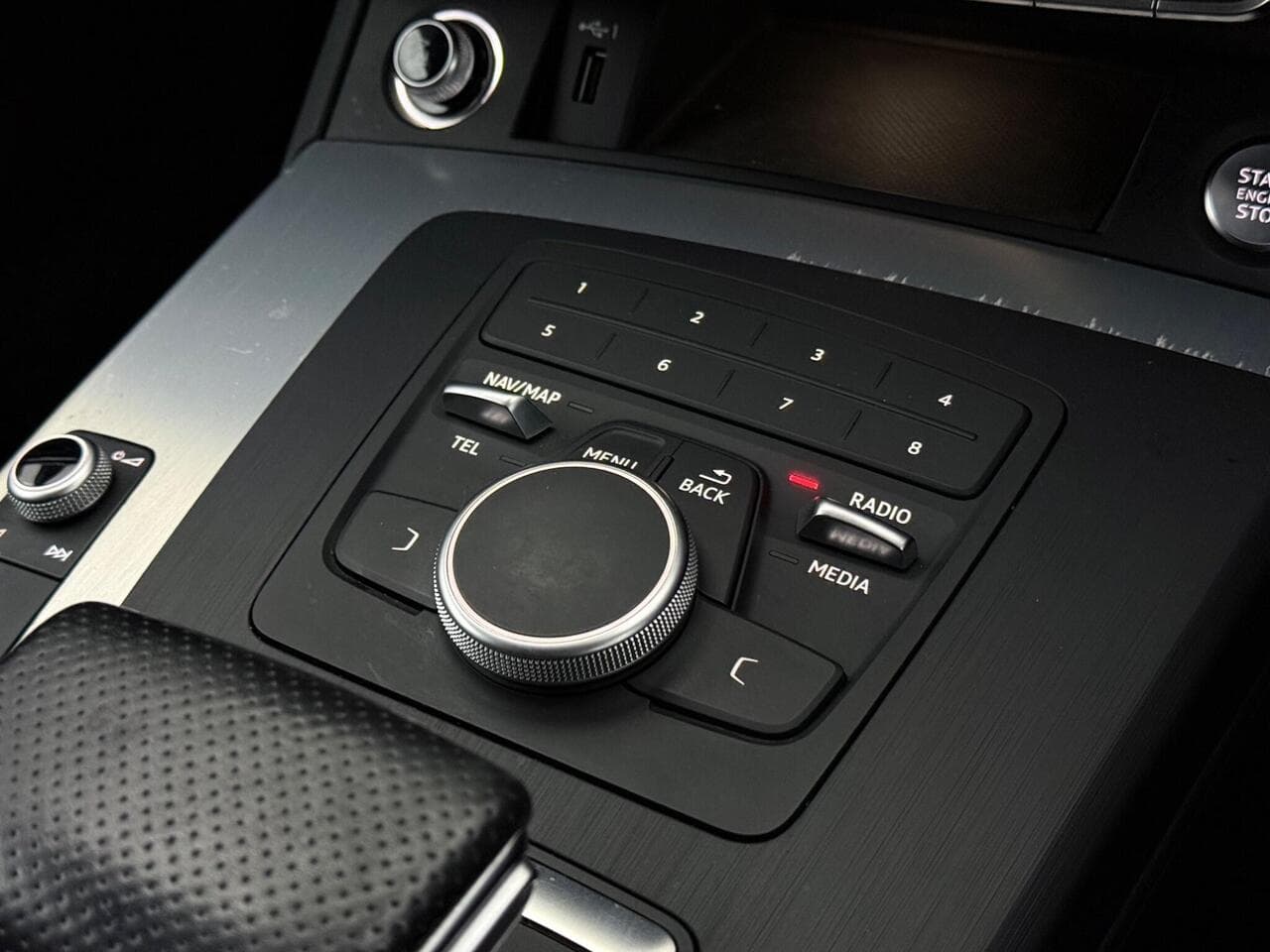 Audi Q5 thumbnail Misc Controls