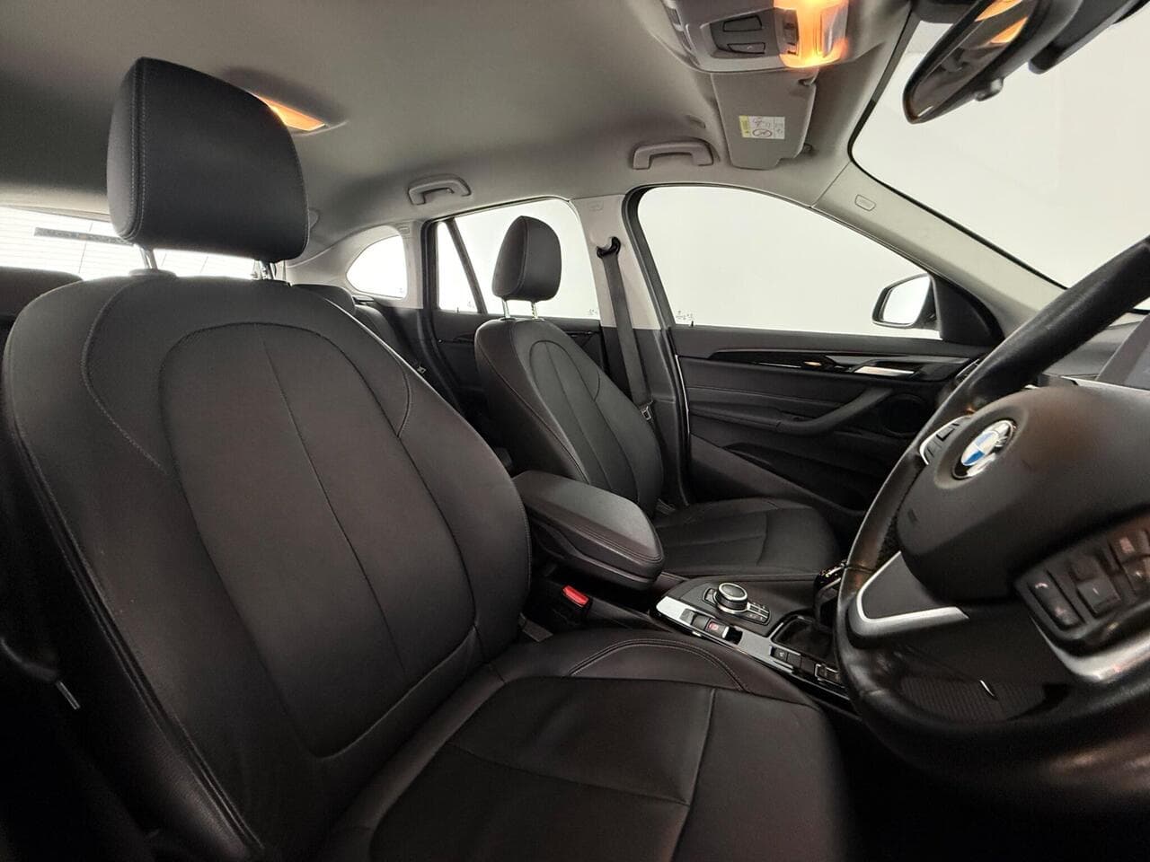 BMW X1 thumbnail Seat Driver